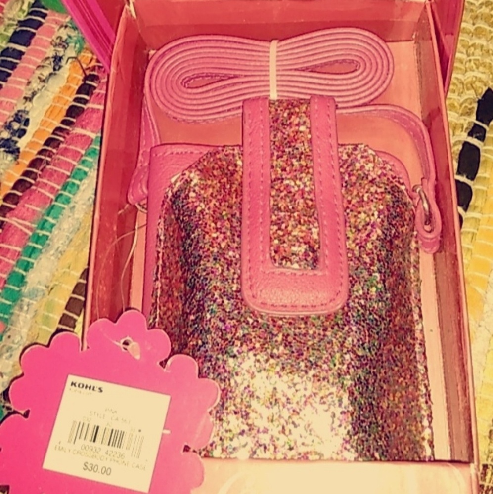 Glitter wristlet with strap